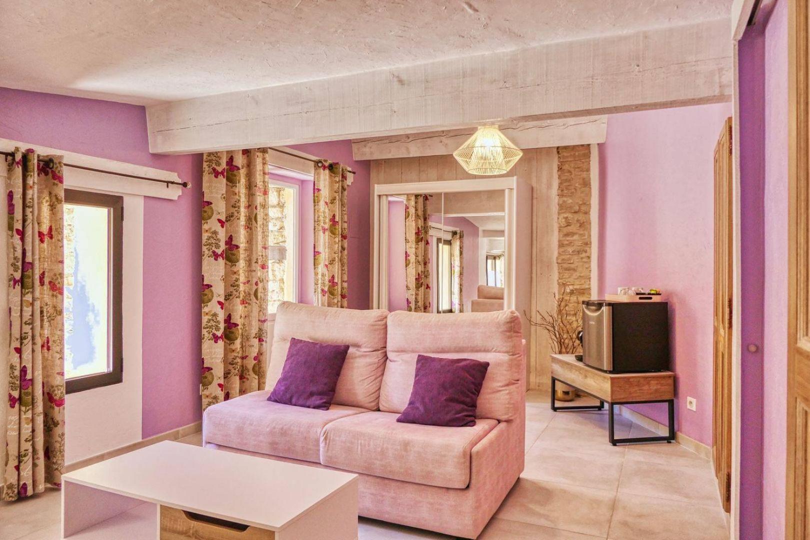 Le Hameau Fleur De Pierres , Chambre , Gite Et Table D'Hotes Murs  Luaran gambar