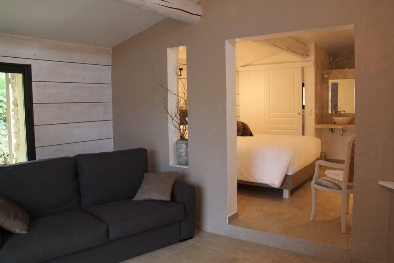 Le Hameau Fleur De Pierres , Chambre , Gite Et Table D'Hotes Murs  Luaran gambar